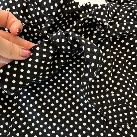 Rewash Linen Polkadot High Waisted Paperbag Shorts - Picture 4 of 8